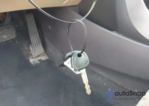 2013 Hyundai Elantra Gls z USA, uszkodzony, nr VIN KMHDH4AE4DU551070